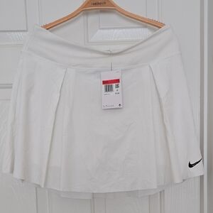 New Nike Dri-fit White Pleated Skater Tennis Skort with Swoosh